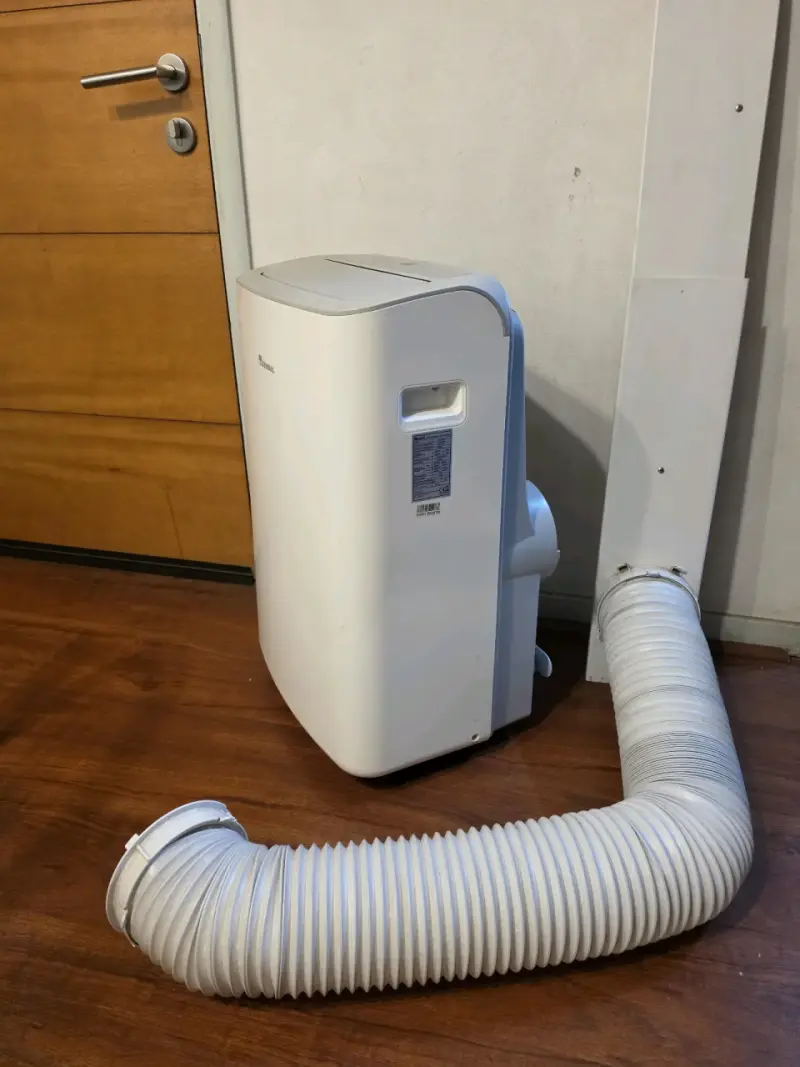 Aire acondicionado portátil KENDAL 12.000 BTU - 1