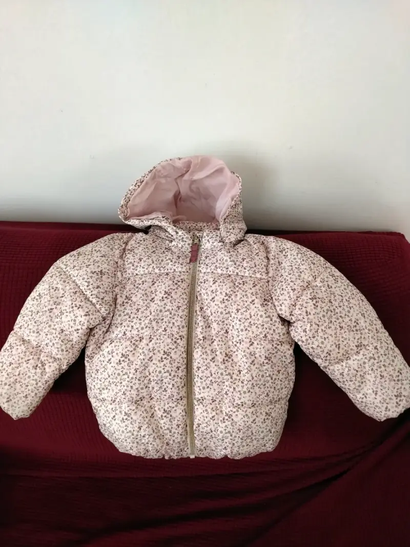 Chaqueta infantil con capucha - 1