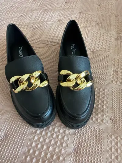 Mocasines negros con cadena dorada nro 35 - miniatura 5