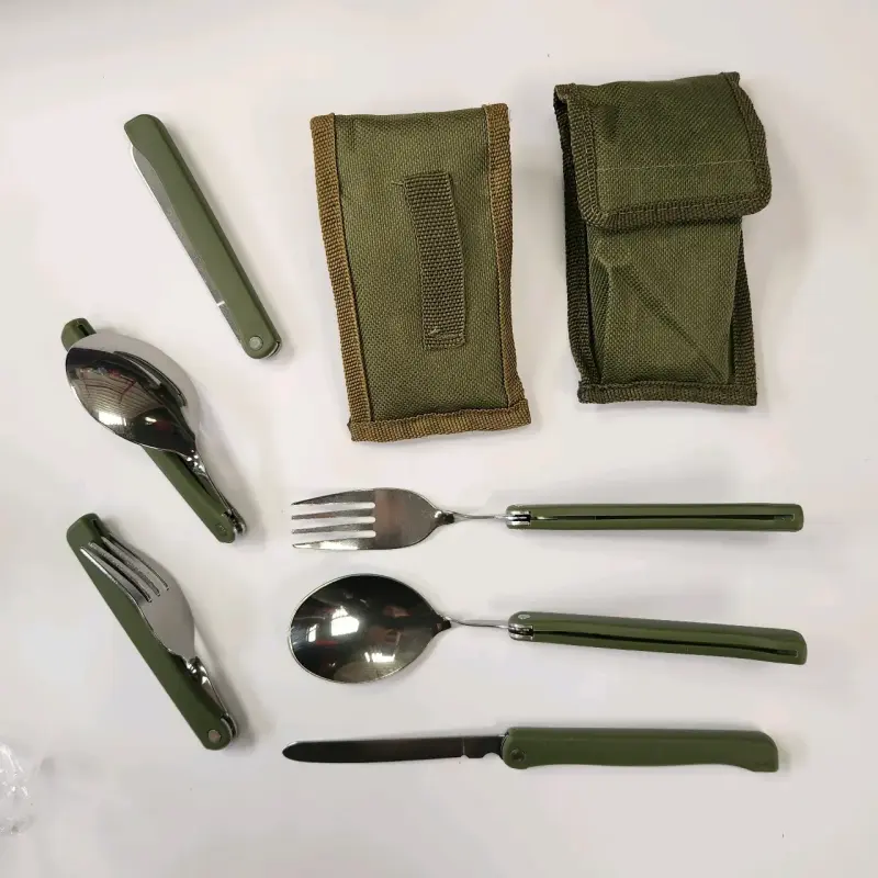 Set utensilios camping portátiles
