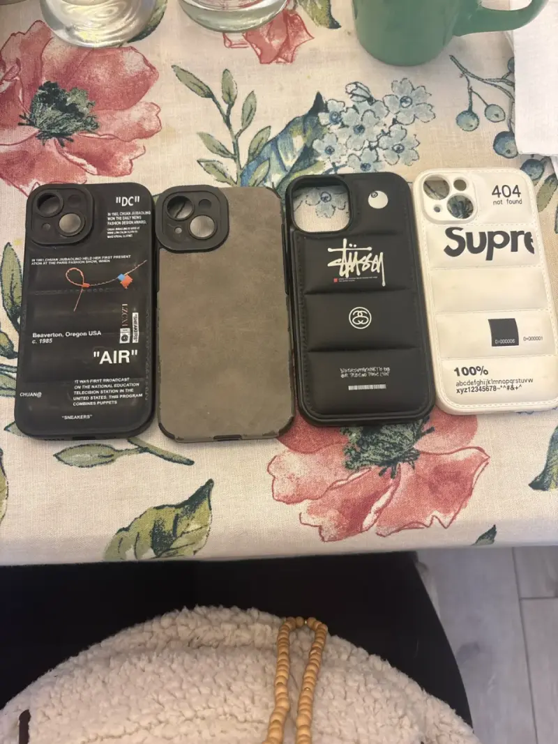 Set de carcasas para iPhone 15 - 1