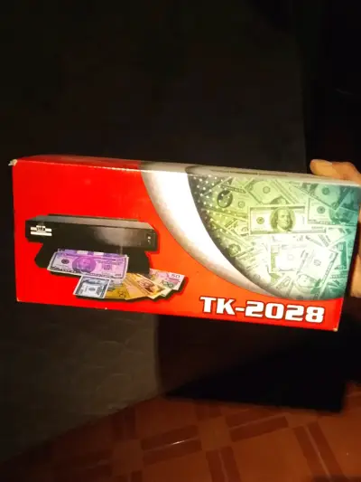 Detector de billetes falsos TK-2028 - miniatura 1