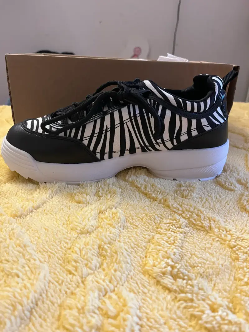 Zapatillas deportivas diseño animal print cebra - 4