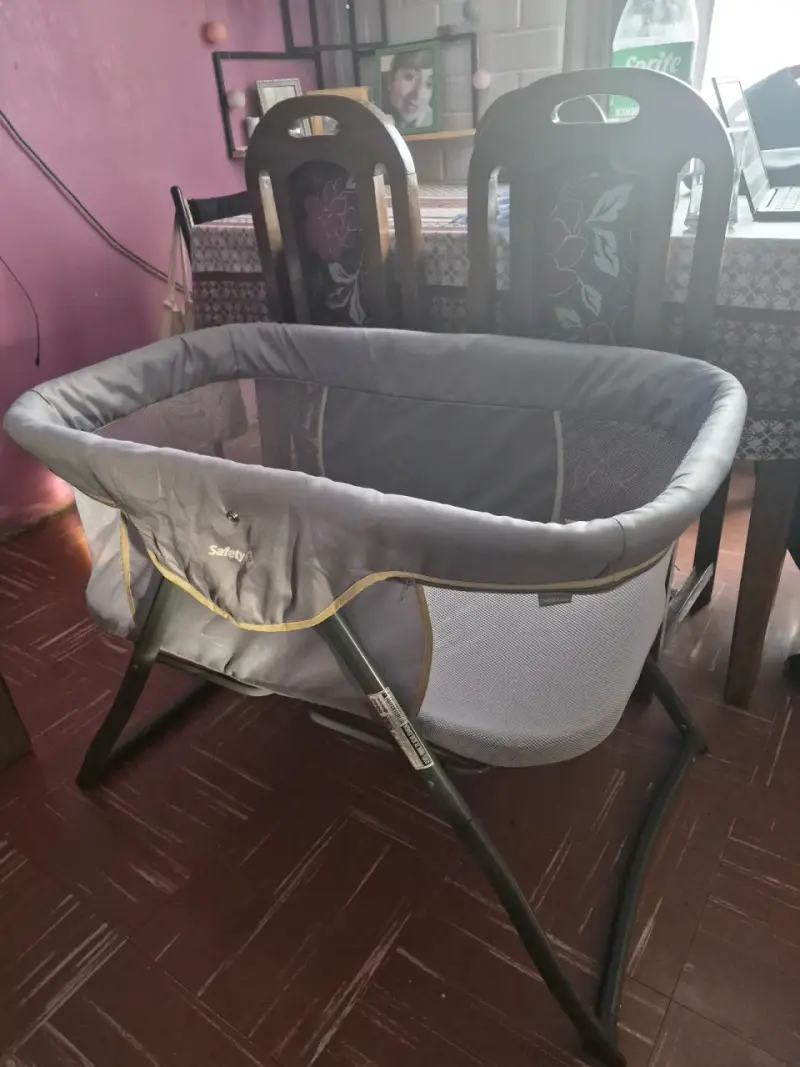 Cuna para bebé con mosquitero - 3