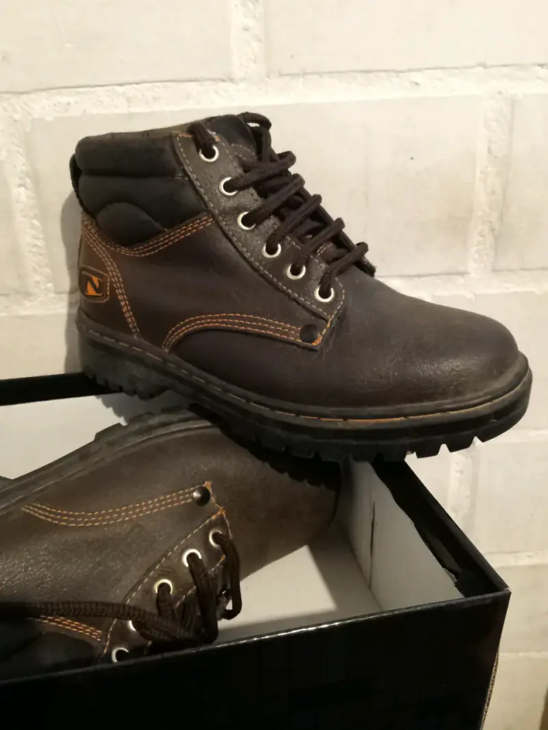 Botas de trabajo negras - 2