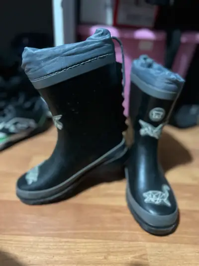 Botas de goma infantiles negras - miniatura 3