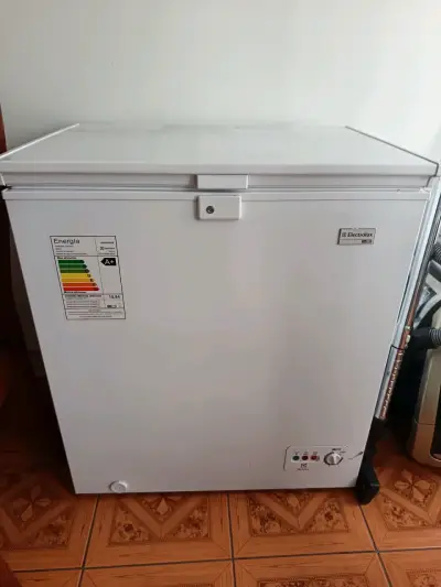 Congelador Electrolux A+ - miniatura 1