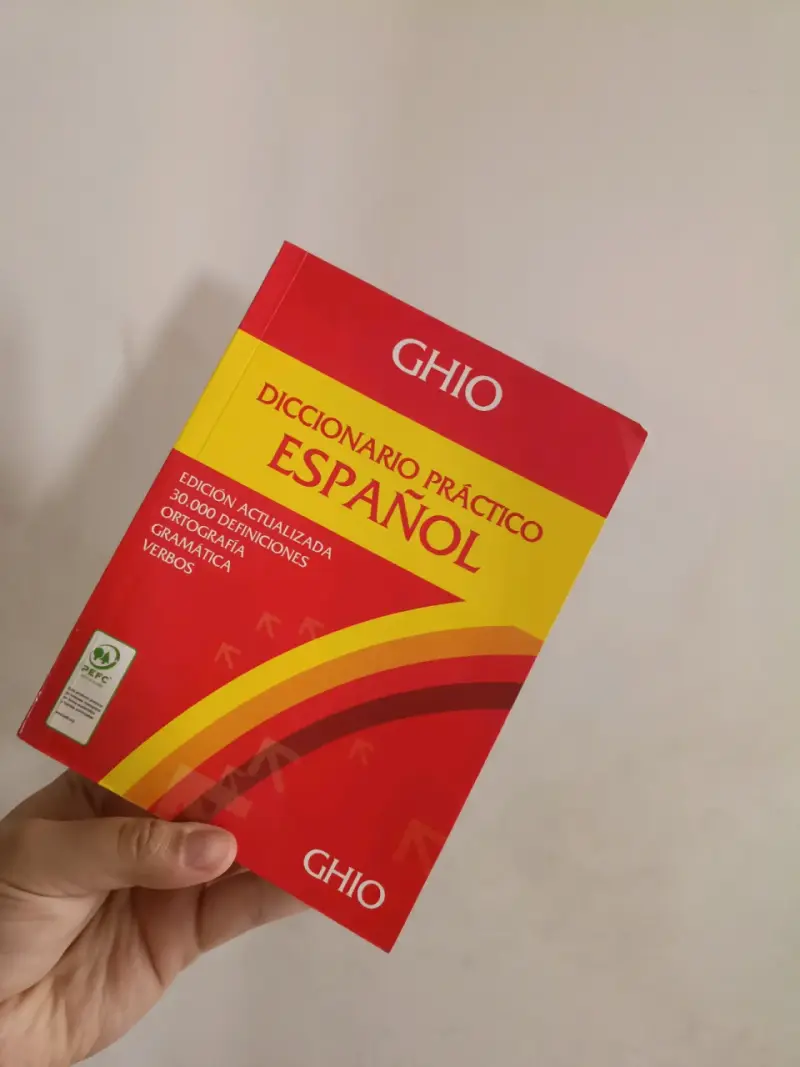 Diccionario Práctico de Español