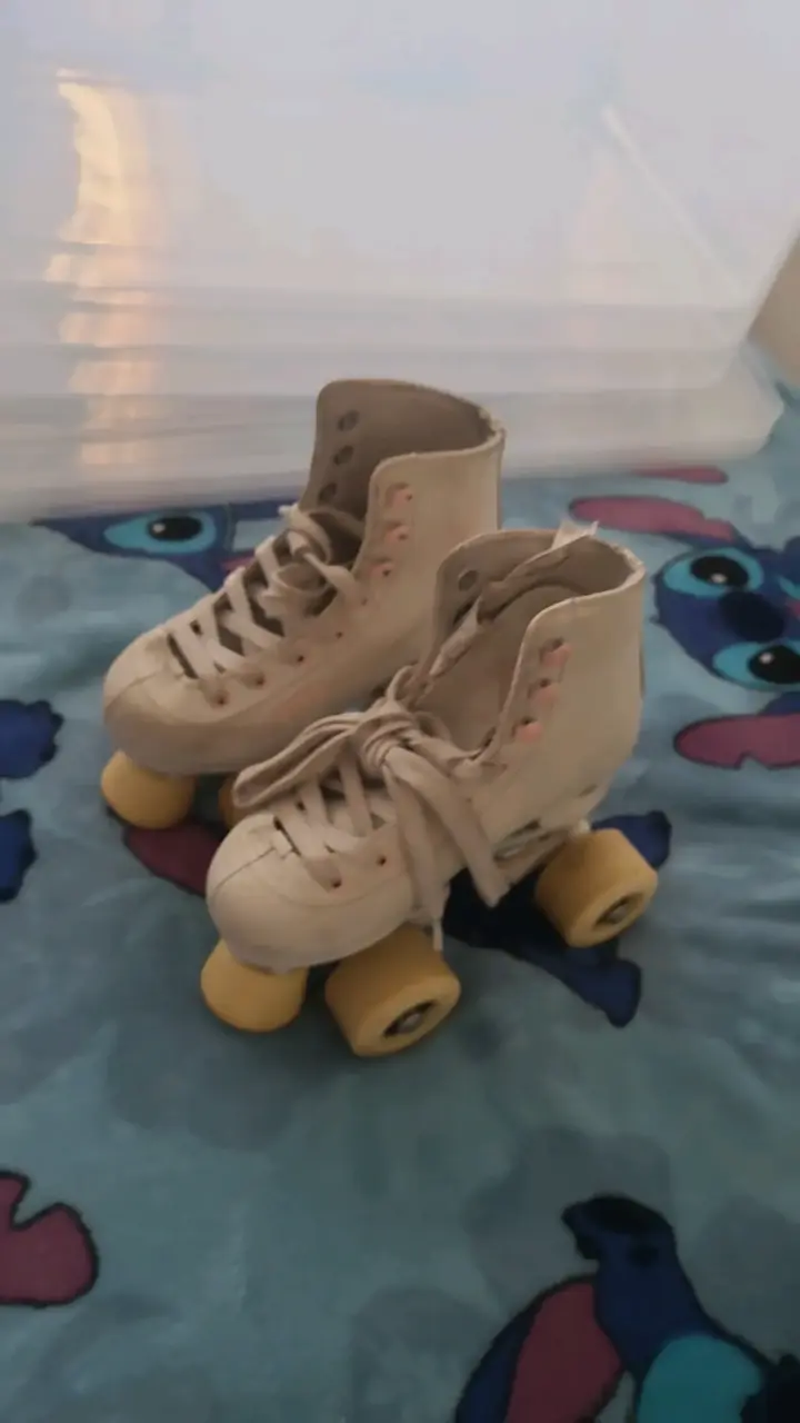Zapatillas con ruedas y patines - 2