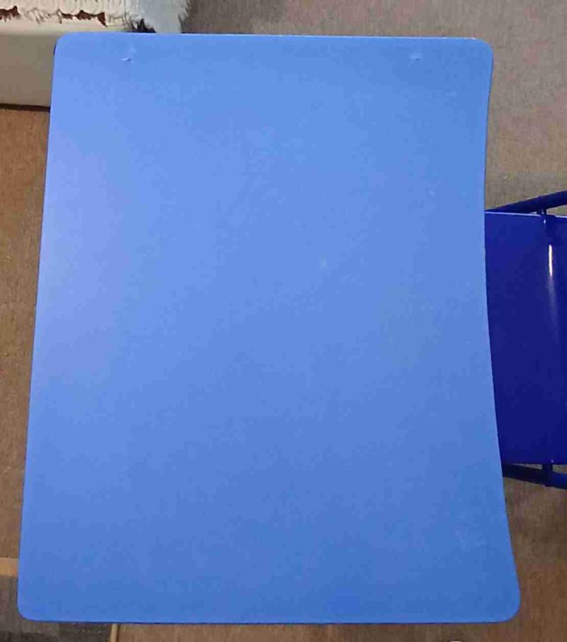 Escritorio azul con silla plegable - 3