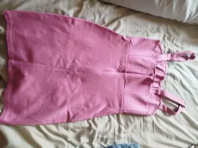 Vestido sin mangas - miniatura 2