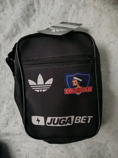 Bolso Negro Colo Colo y de la u de chile - miniatura 1