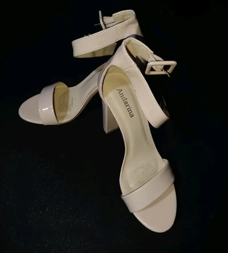 Zapatos de tacón beige - 3