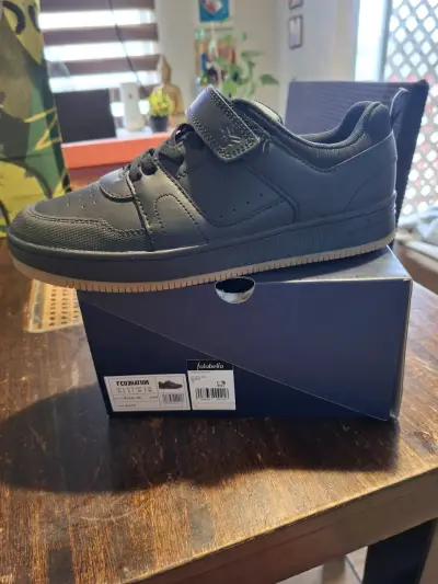 Zapatillas negras de cuero - miniatura 1