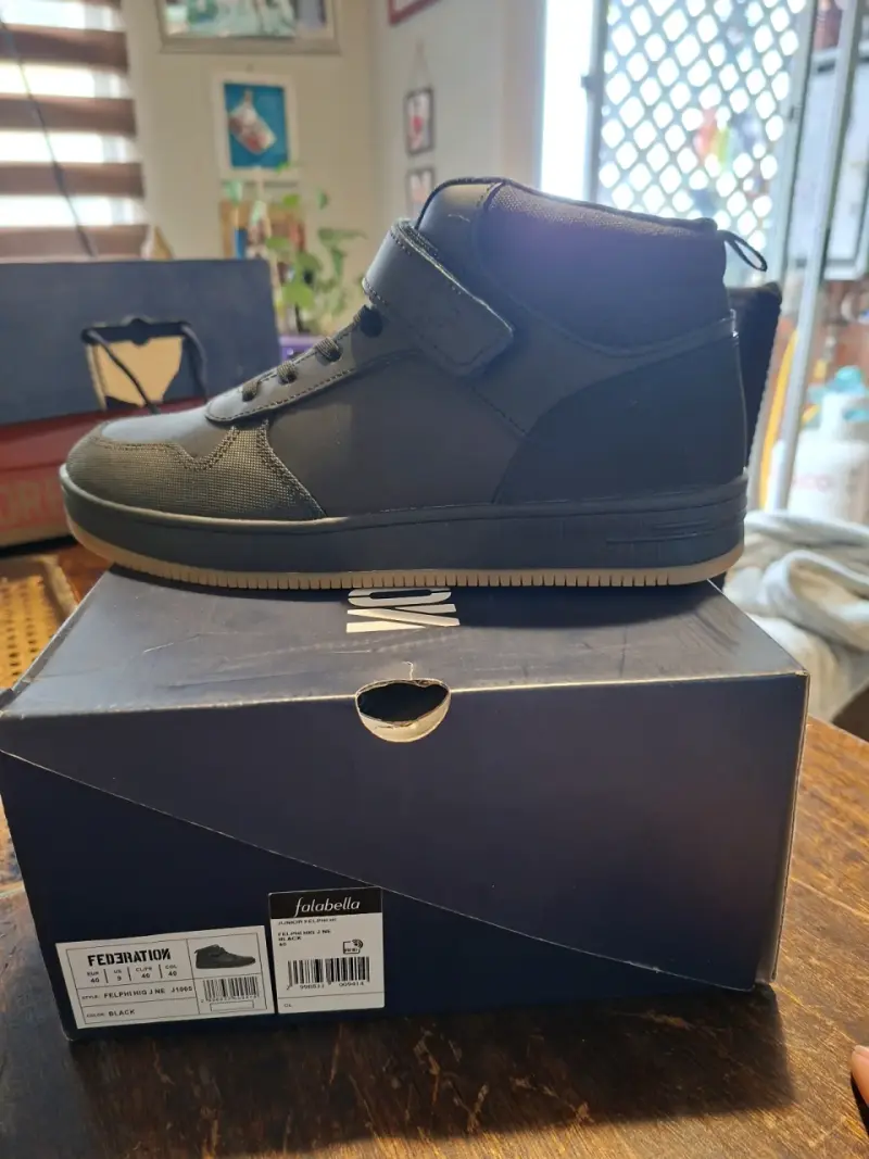Zapatillas negras de cuero - 2