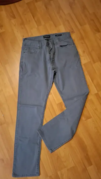 Jeans gris de hombre - miniatura 1