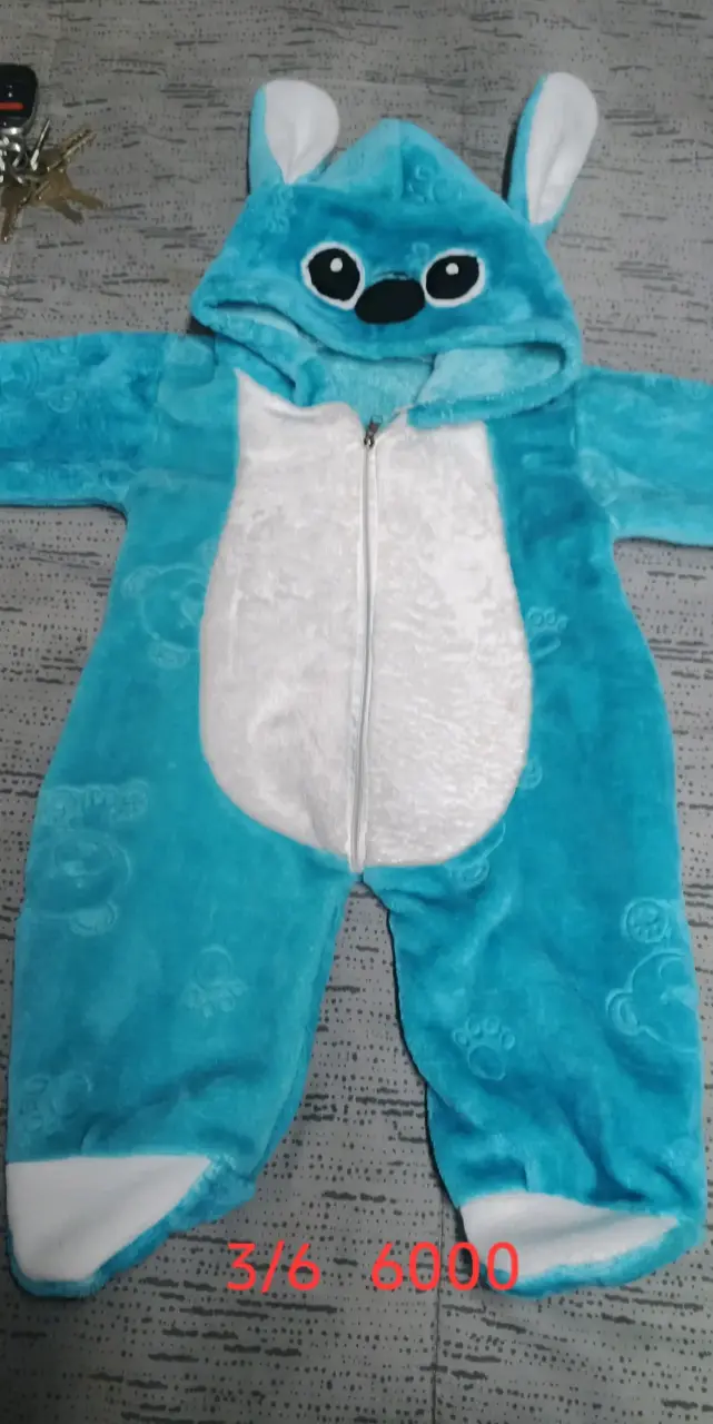 Overall de peluche azul para bebé