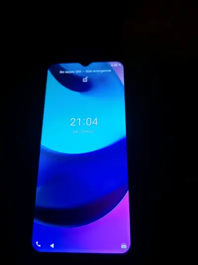 Smartphone con pantalla grande - miniatura 2