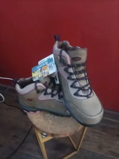 Zapatos de seguridad marrones - miniatura 2