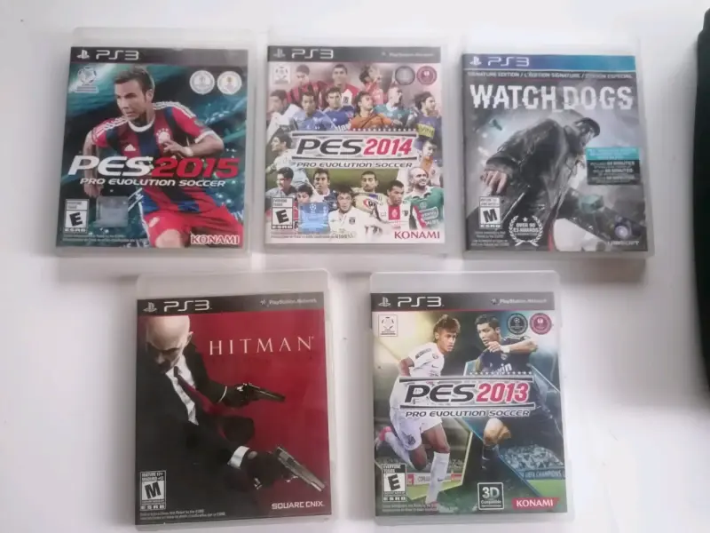 Consola PS3 con videojuegos - 2