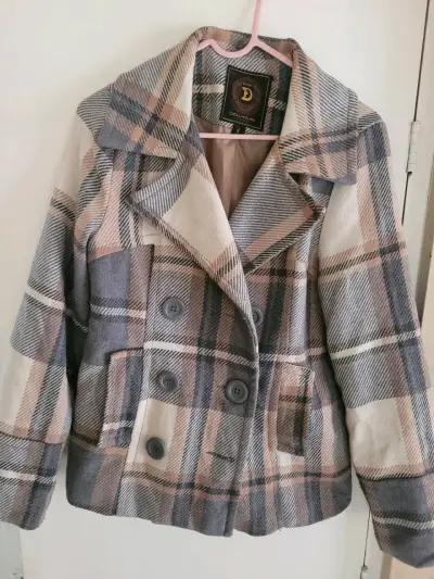 Abrigo a cuadros beige y gris - miniatura 2