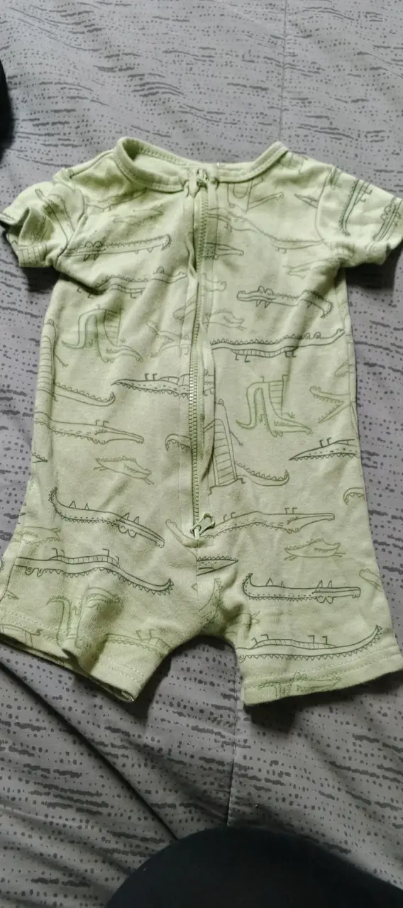 Enterito bebé estampado cocodrilos - 2