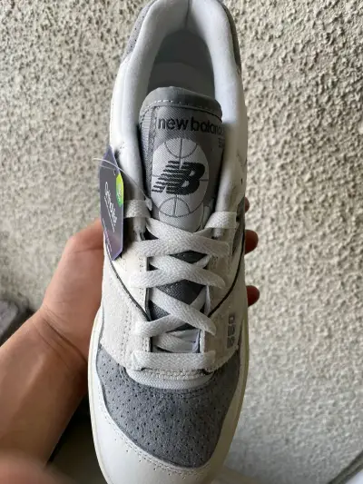 Zapatillas New Balance 550 blancas - miniatura 4