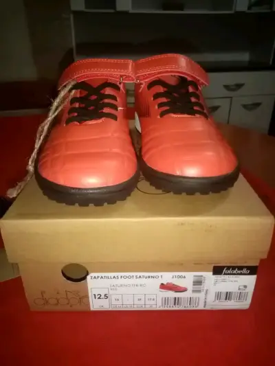 Zapatillas futbol rojo Diadora - miniatura 1