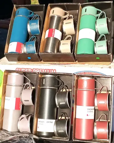 Set de termo y tazas azul - miniatura 2