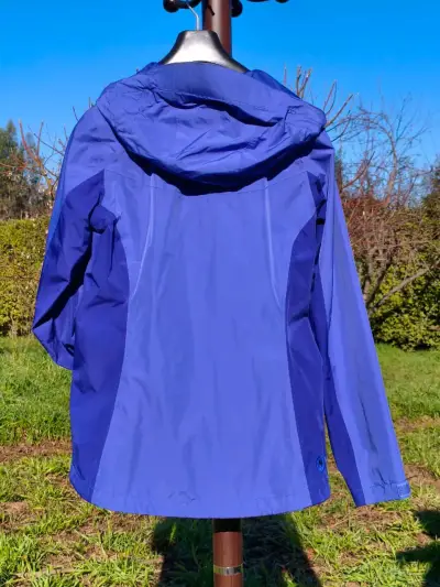 Corta vientos impermeable marca  Marmot - miniatura 2