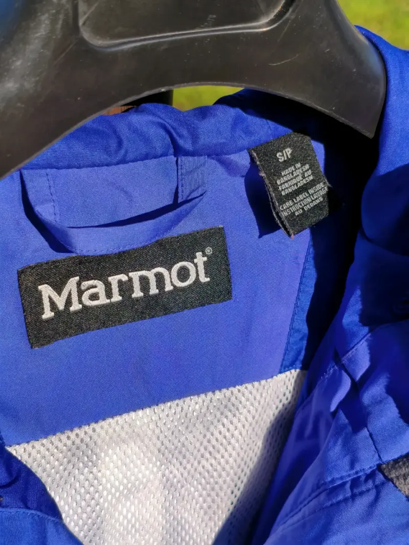 Corta vientos impermeable marca Marmot - 3