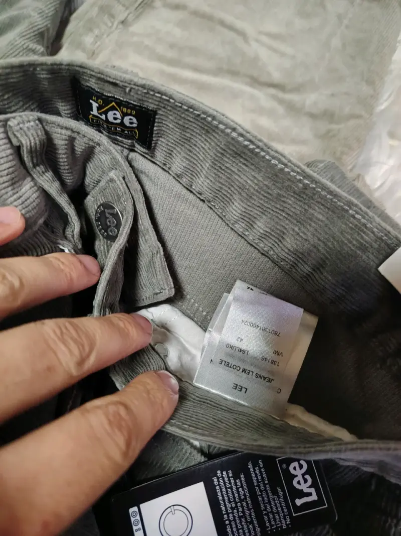 Pantalones Cotele Lee - 3
