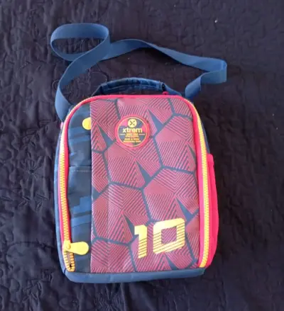 Lonchera Xtrem diseño deportivo - miniatura 1