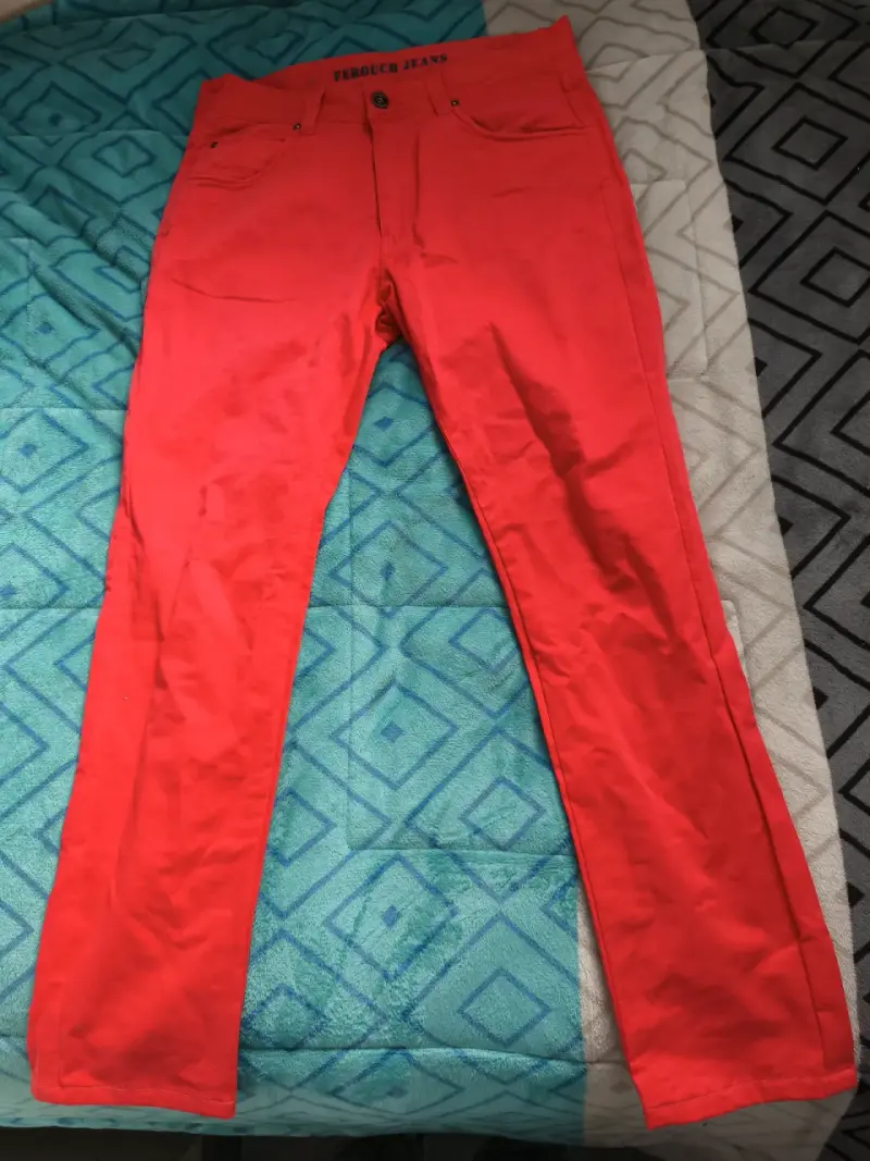 Jeans rojos de hombre - 4