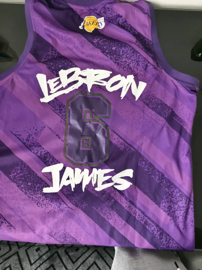 Camiseta Lakers LeBron James - 1