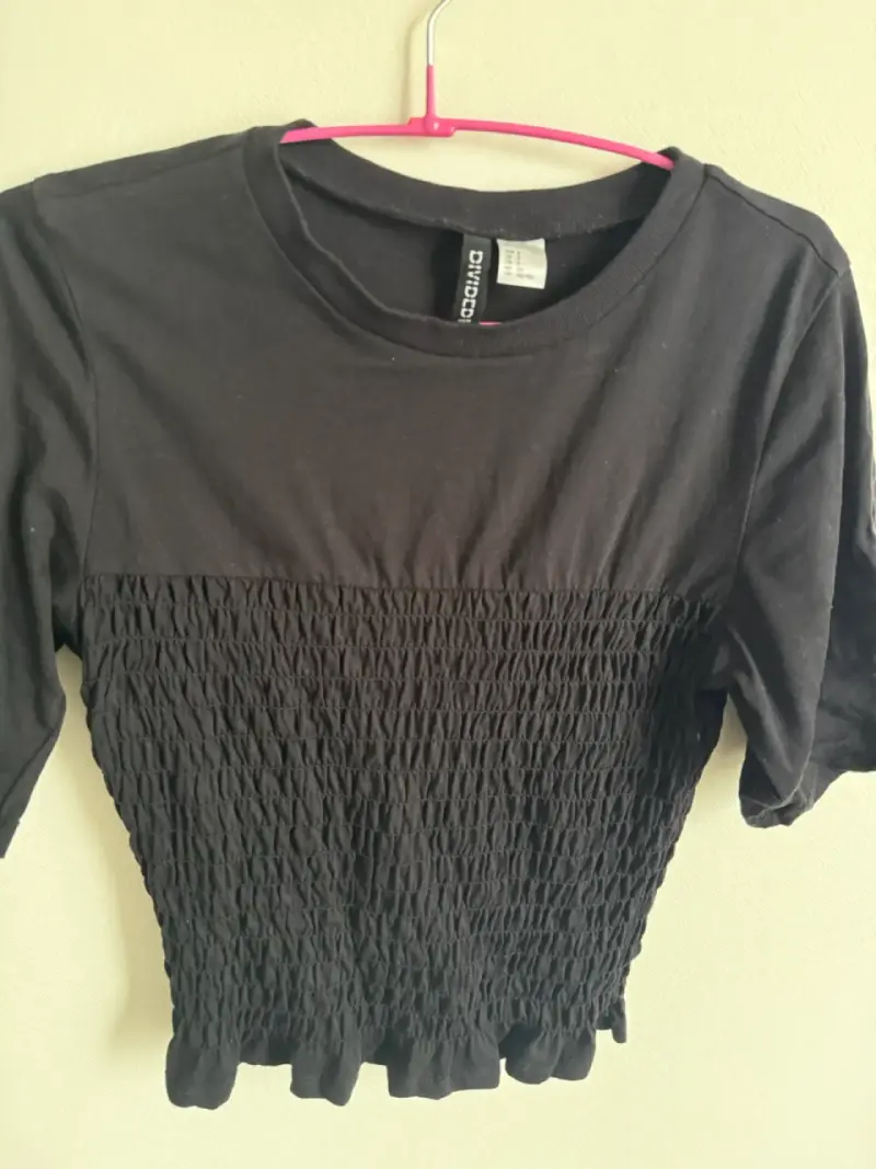 Polera negra elástica de algodón Hym - 1