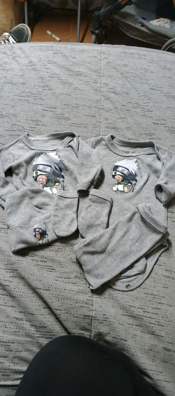 Conjunto bebé gris con estampado - 2