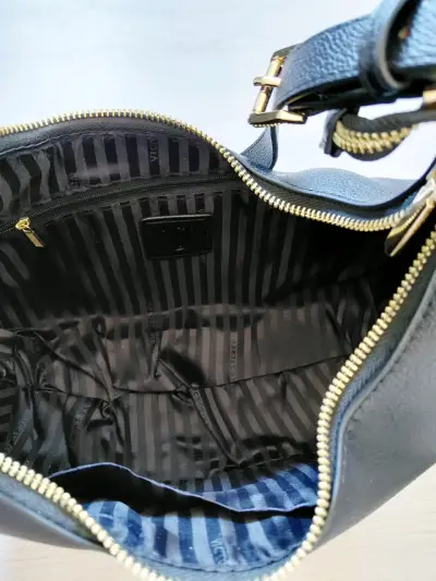 Cartera negra de cuero VS - miniatura 3