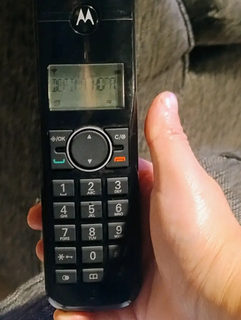 Teléfono inalámbrico Motorola negro - 1