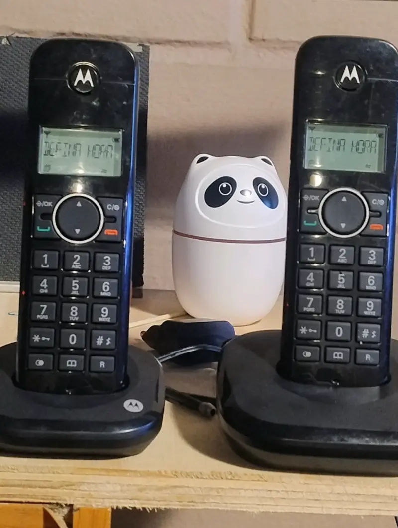 Teléfono inalámbrico Motorola negro - 4