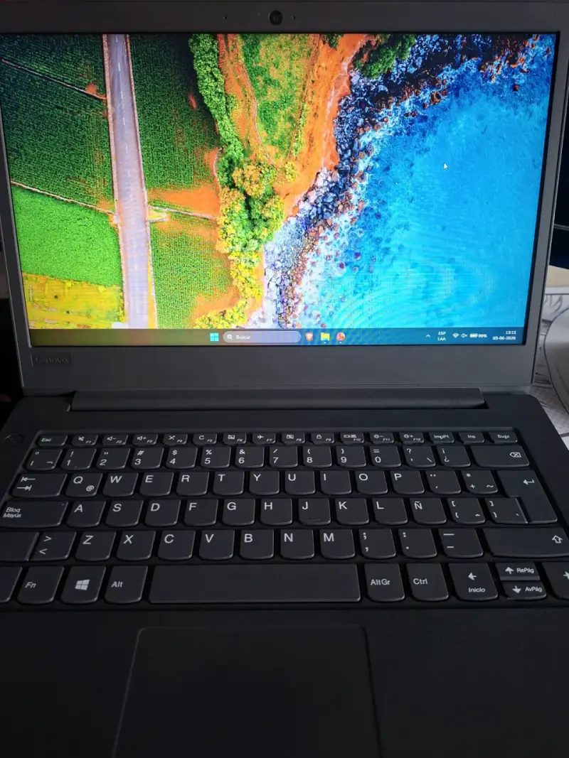 Notebook Lenovo impecable - Ryzen 5 / 16GB RAM - 1