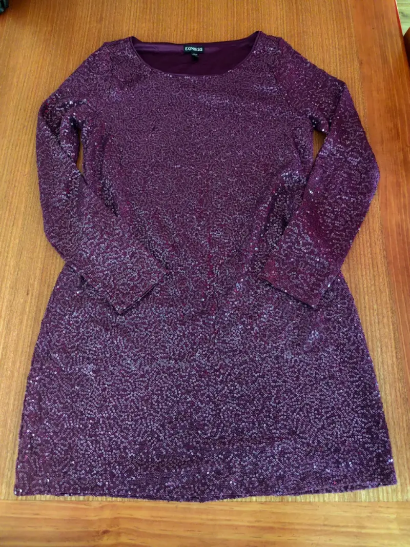 Vestido brillante morado - 1