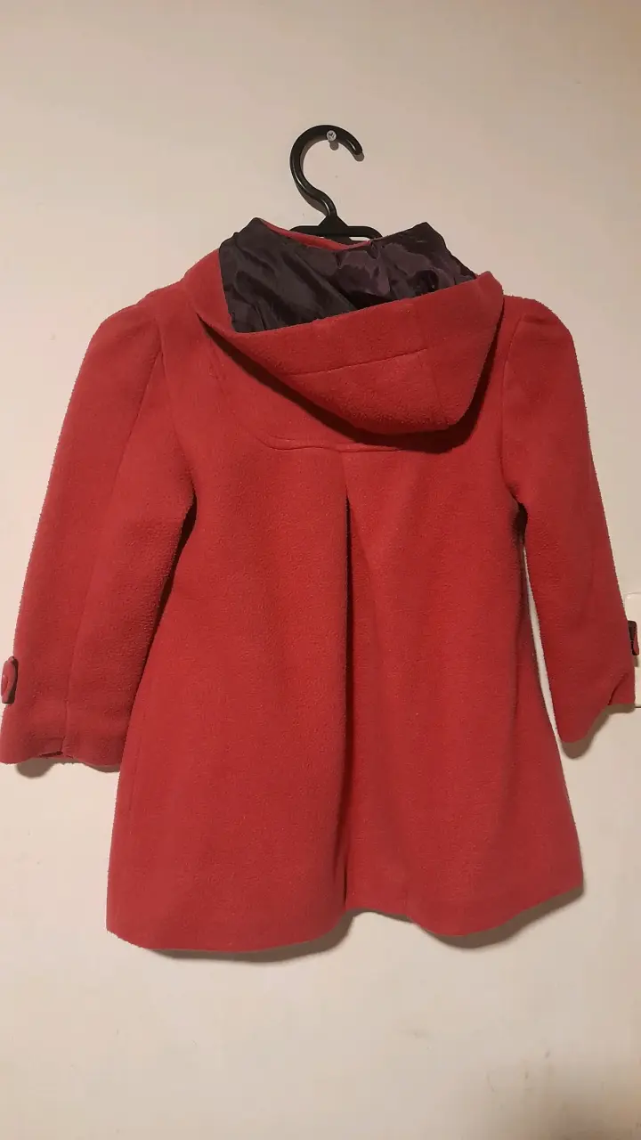 Abrigo fucsia con capucha - 2