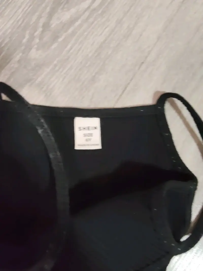 Vestido negro de niña con lazo - 2