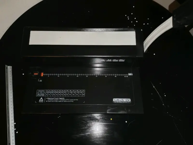 Encuadernadora perforadora CoilBind S-12M - 1