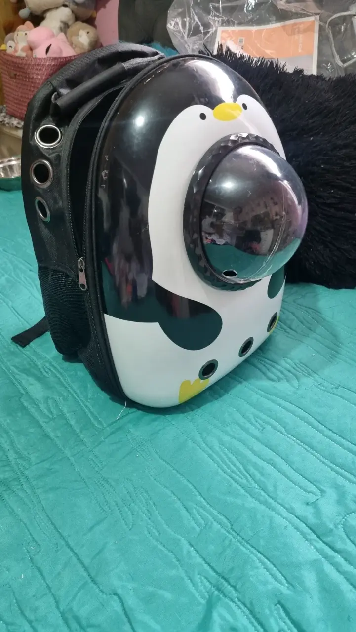Mochila transportadora pingüino gato
