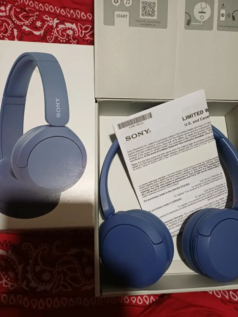 Audífonos Sony con garantía - 1
