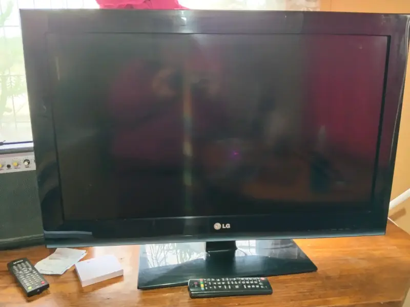 Televisor LG 32 pulgadas - 1