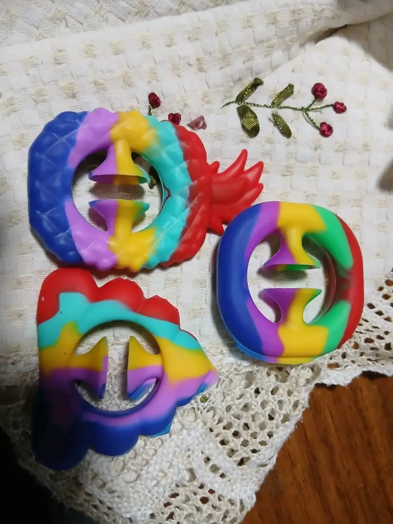 Mordedores de silicona multicolor