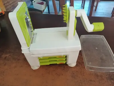 Cortador / Espiralizador Manual de Verduras - miniatura 1